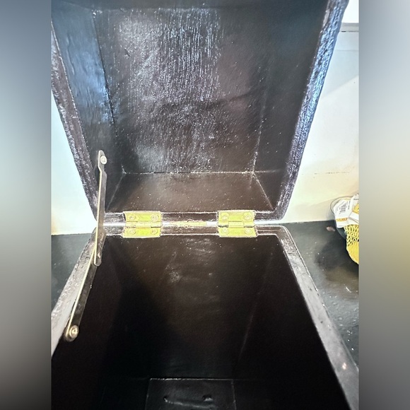 Vintage Wooden Leather Wine Carrier with Handle - Picture 9 of 10